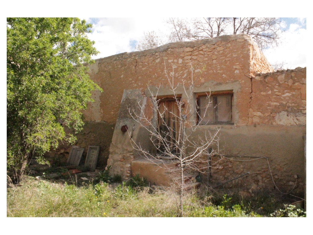 URBAN PLOT OR RENOVATION 