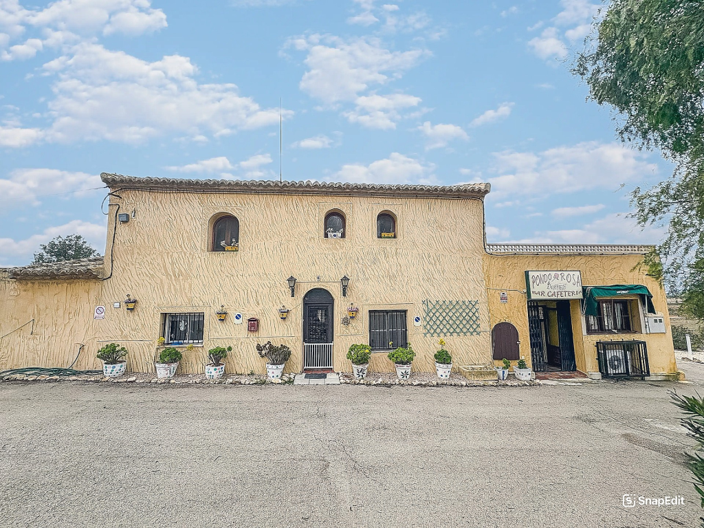 7 Bedroom 5 Bathroom Village house in Cañada del Trigo