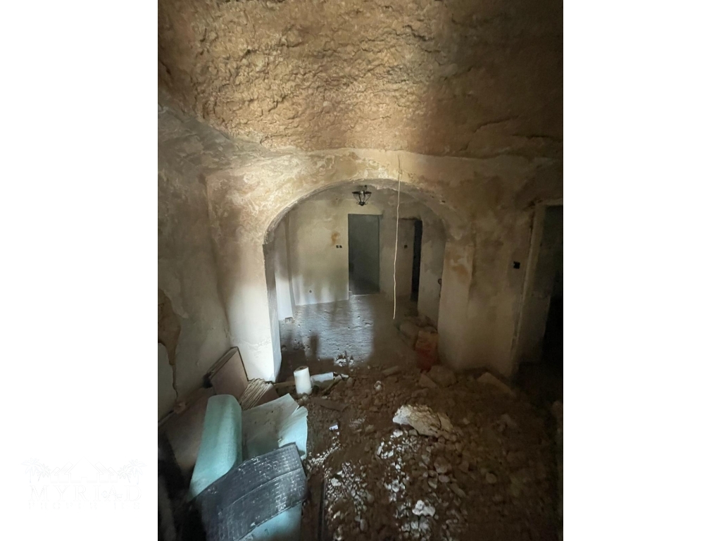 33da6ed7-9f38-4810-868e-6360166418cd