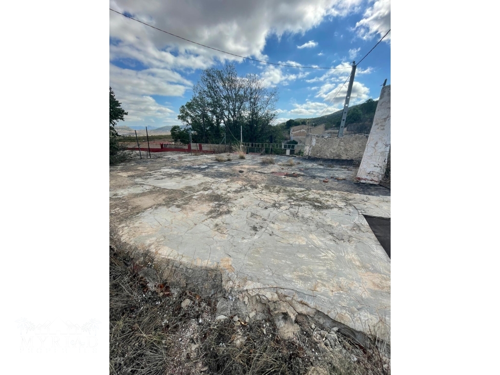 d8ef3f96-b2f5-4350-b605-f49eeec37e5e