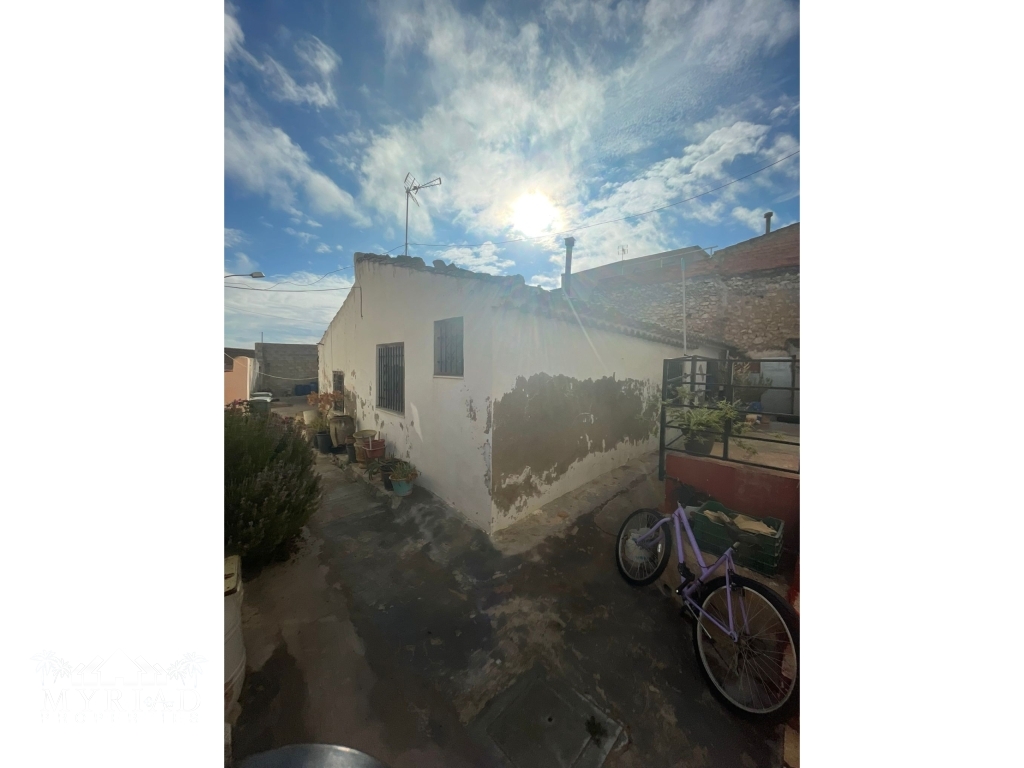 9558ea9e-6aff-477f-8706-6671b11f168e