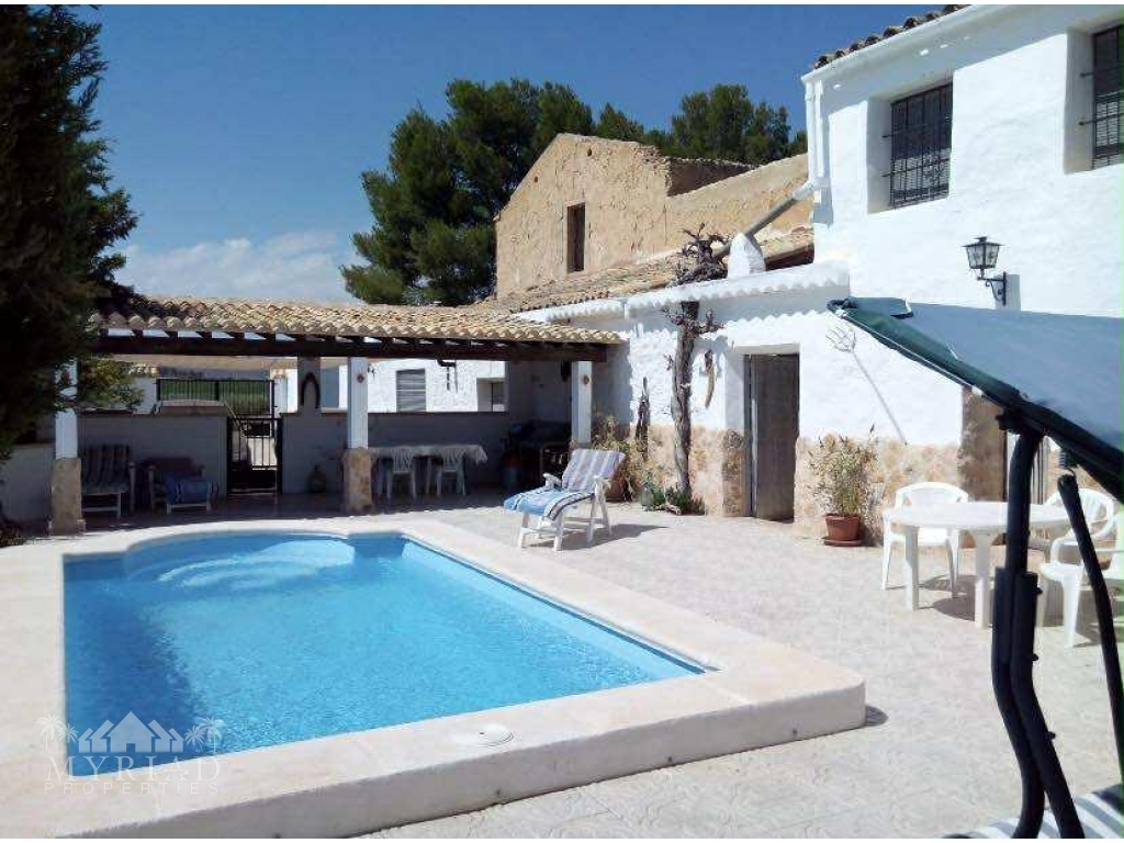 961aefb4-e164-4c1a-933b-f572b34985fc