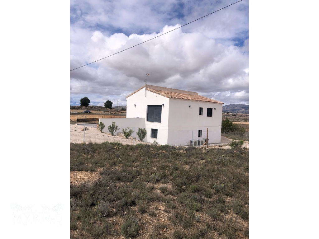 8093f68c-70bd-4056-b82a-417de9888c1d