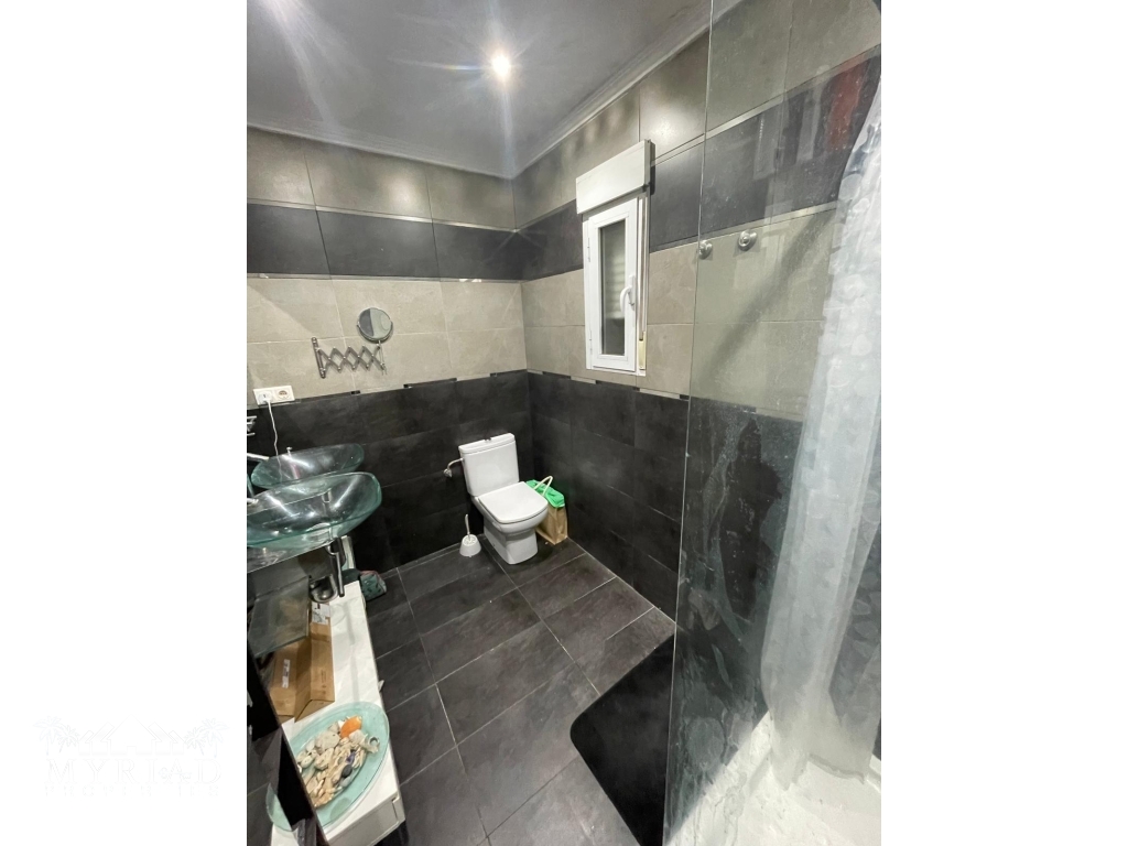 952f5943-9583-4a35-bc98-adb49b6f1ff6