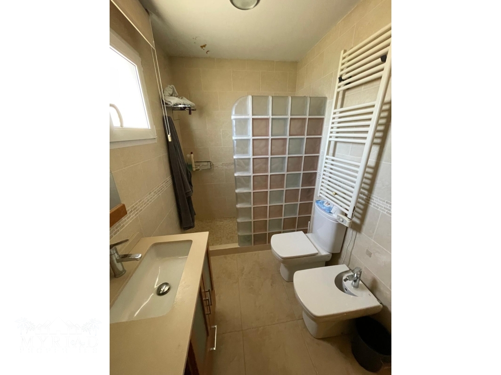 80b26376-8886-4339-b692-40ae6967876d