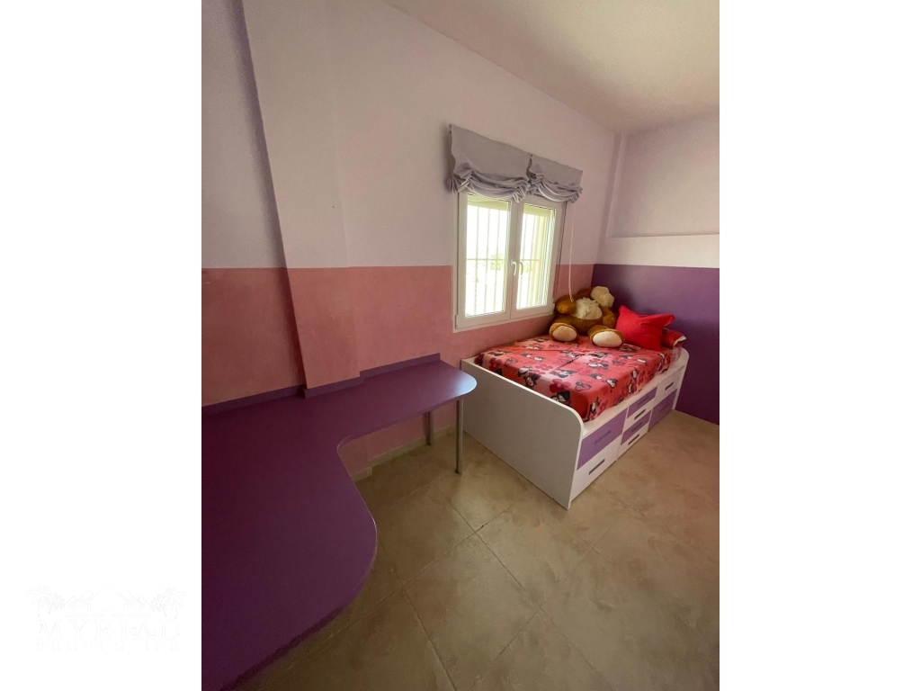 e04261c5-9c3f-4ad2-9406-e94c17c38c8c