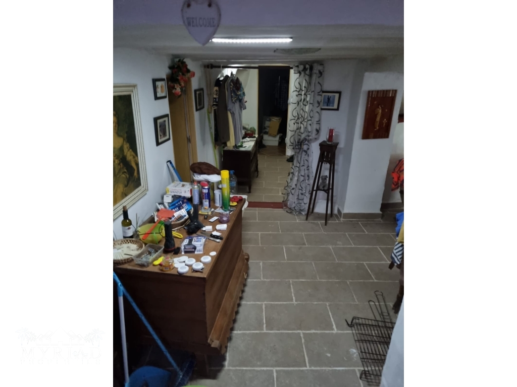 08cdf155-71c8-40d6-a055-0f71050f8b13