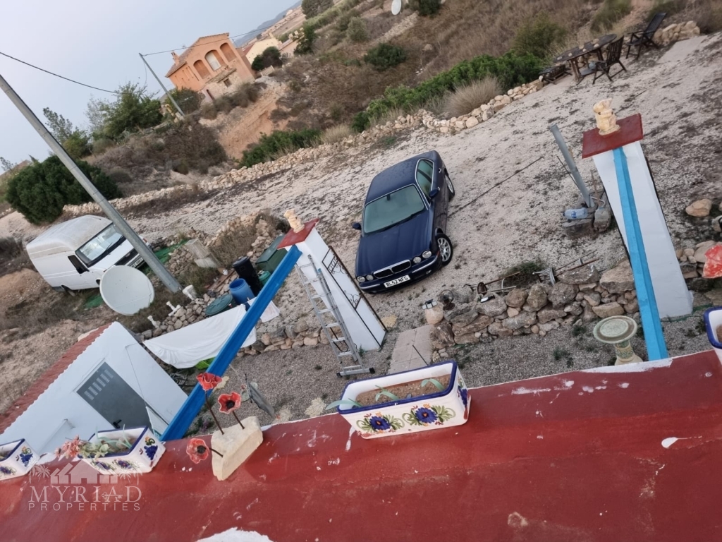 b364eaae-5577-424d-820b-768b43d24193