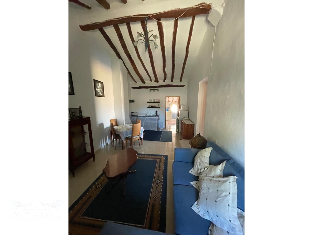 2cafd19b-c16b-4873-a470-59ff573ad1fb