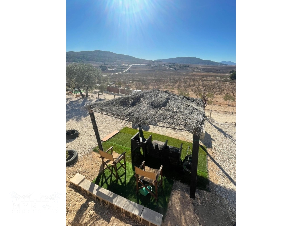 55880bbd-385e-4bfa-a61a-2ec3e02895a8