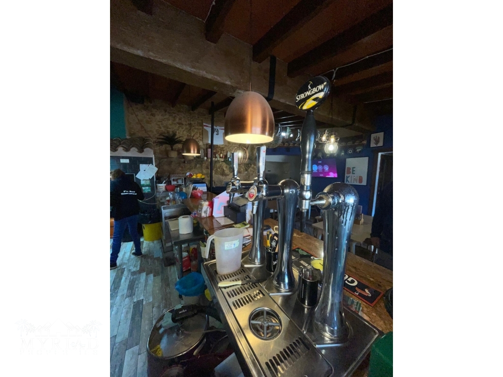 5a09e5a4-c298-4bab-83f5-350a924d082b