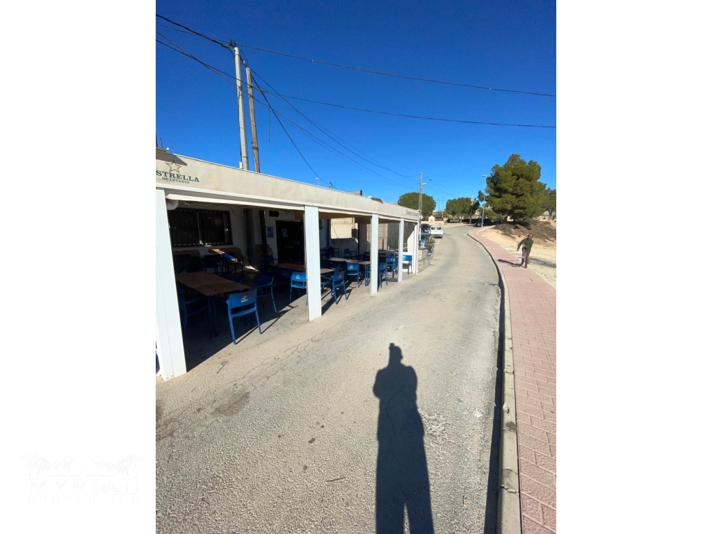 dc2b9741-9804-4438-8a0d-00147bb68546