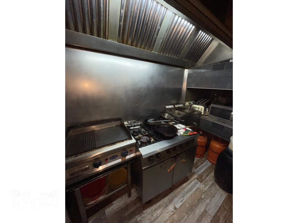 e9525bc2-b94c-4121-957a-fd12445935e5