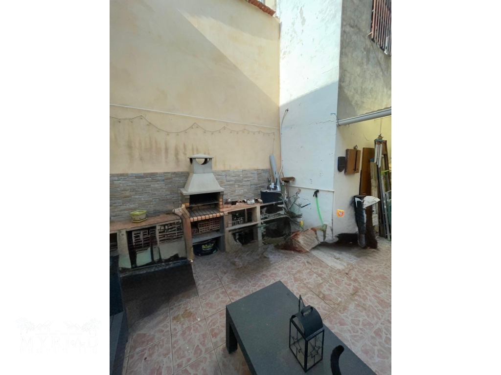 fc4a3ed0-a3ab-4cb5-aa9a-5b0209a8832a