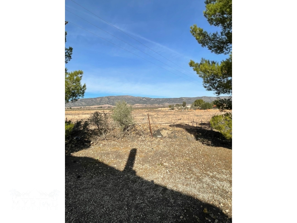 c4af3930-04aa-4e7f-b94c-39c49806752c