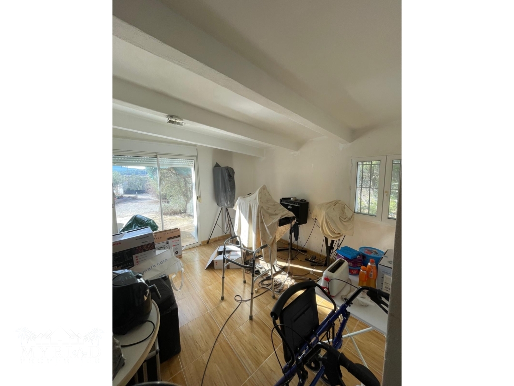 d0245d38-b231-4e74-b8f1-21afe472ca36