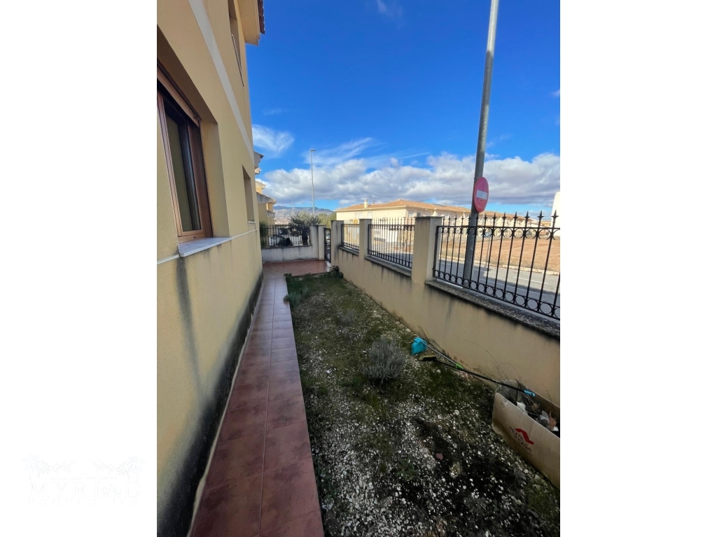 cc039dcb-fdec-4488-b6a9-bbe6a05cab45