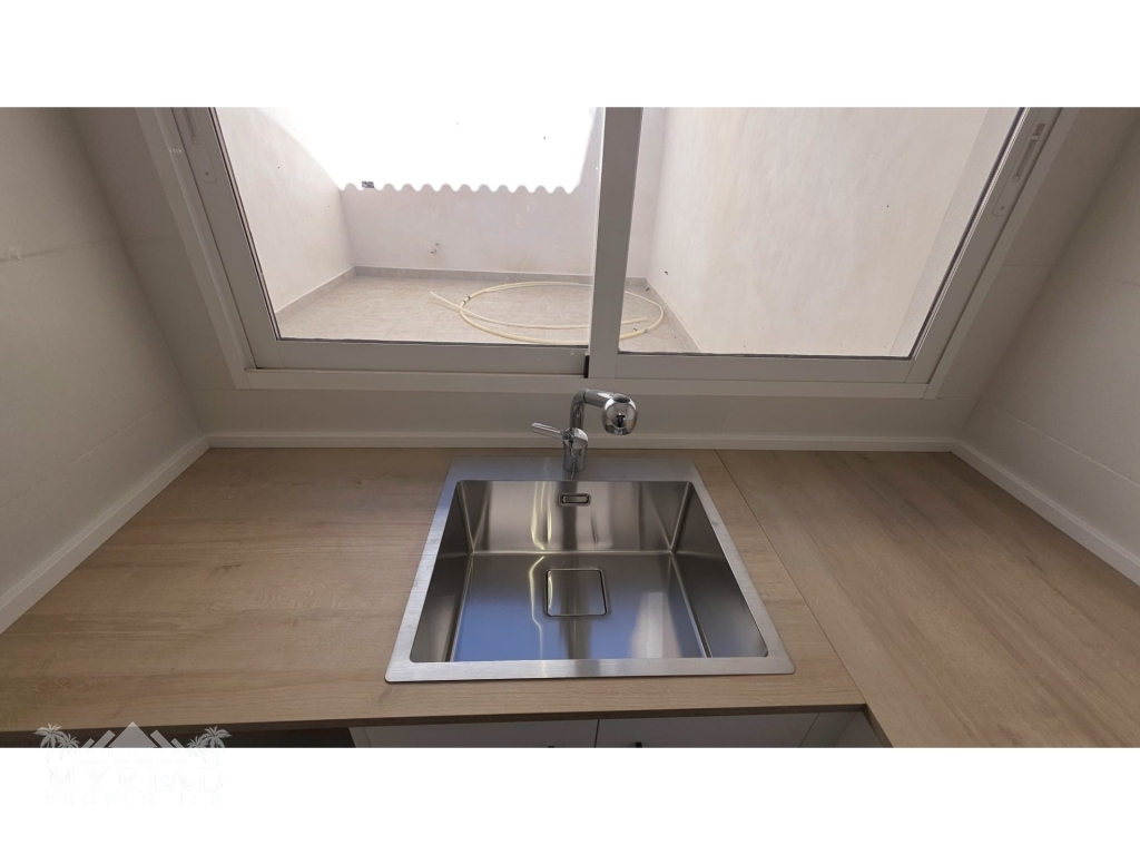 62d739ec-5e7b-4f32-9da8-f7874d89d9de