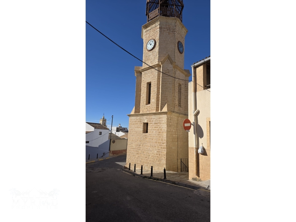 c1b22a7a-93e8-4428-969d-63944e72f8b2