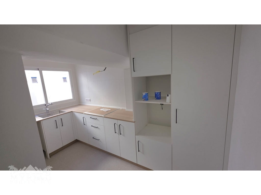 f9422265-c2f2-4b3d-b26d-09d8ec1d3f34