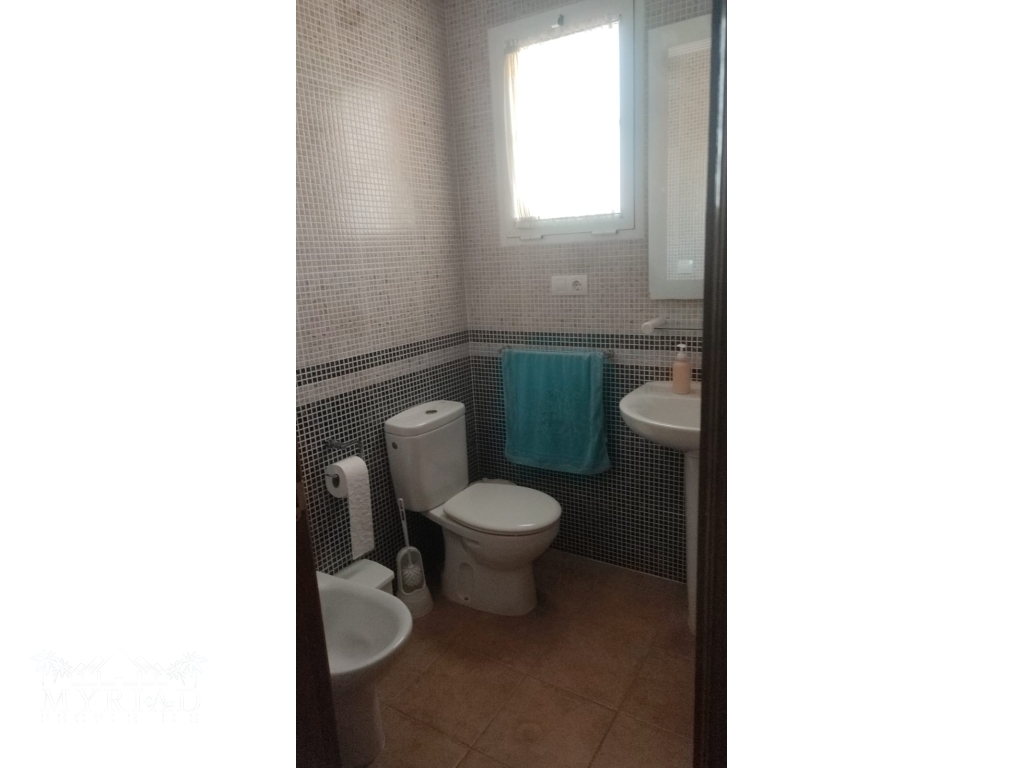 42126504-e675-48b9-93f9-82e58b766a11