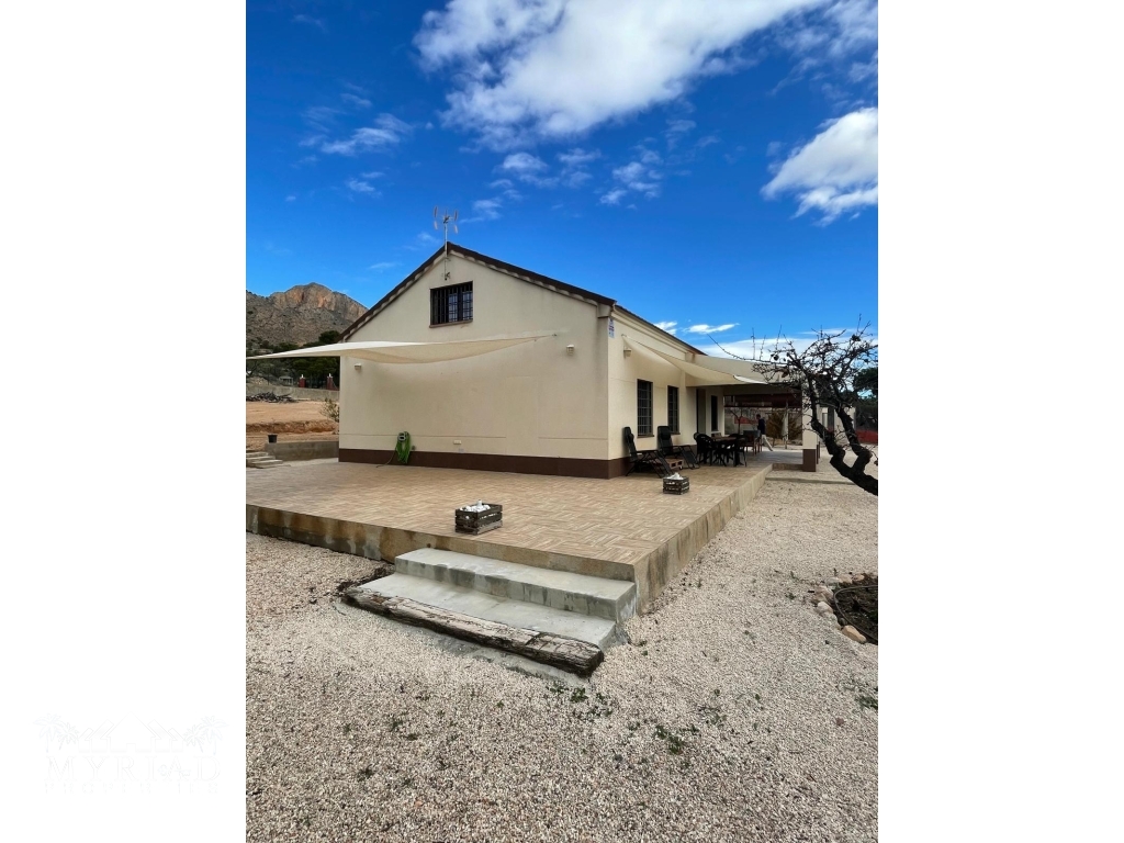 1de3d78a-51a2-4fbe-827f-9fadea4d458e