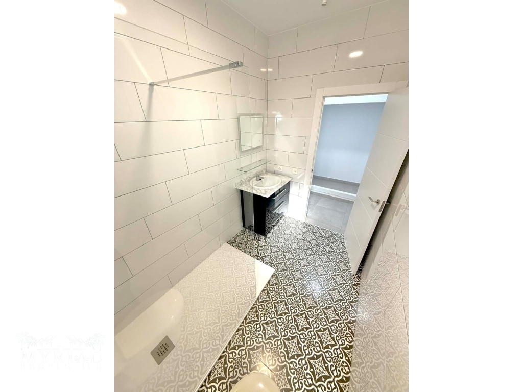 b090754c-99bc-4d99-a0f7-e8a028ac52f6