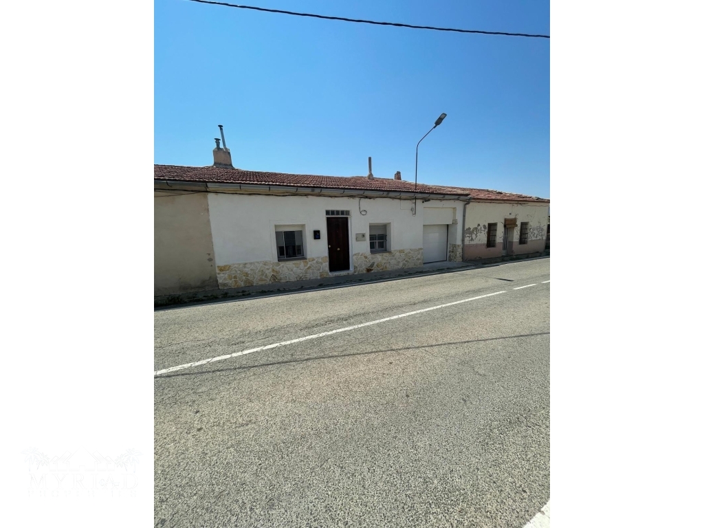 2 bed 2 bath in Canada Del Trigo 