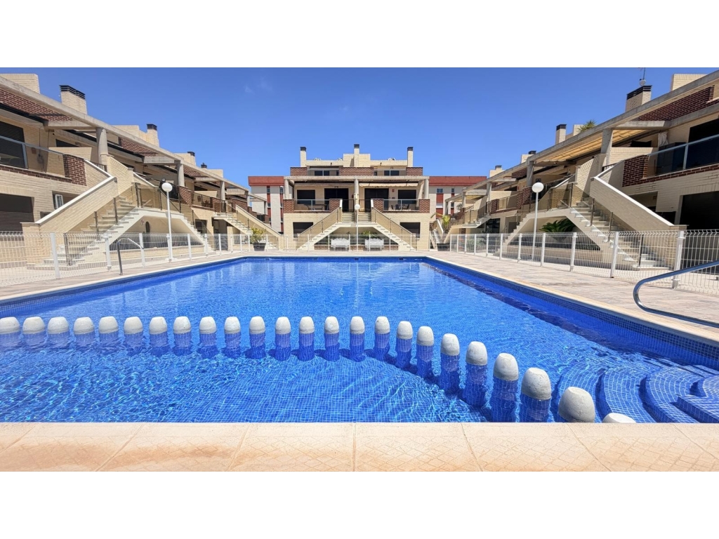 3 Bedroom 2 Bathroom Apartment / Flat in Orihuela Costa
