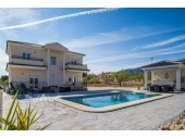 22-e65fba84-cf91-4506-9b09-971970f4d02b/6583, 3 Bedroom 3 Bathroom Villa in Lel