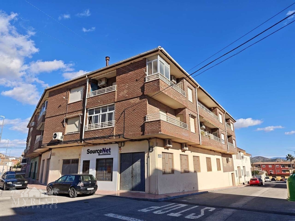 4 Bedroom 2 Bathroom Apartment in Salinas