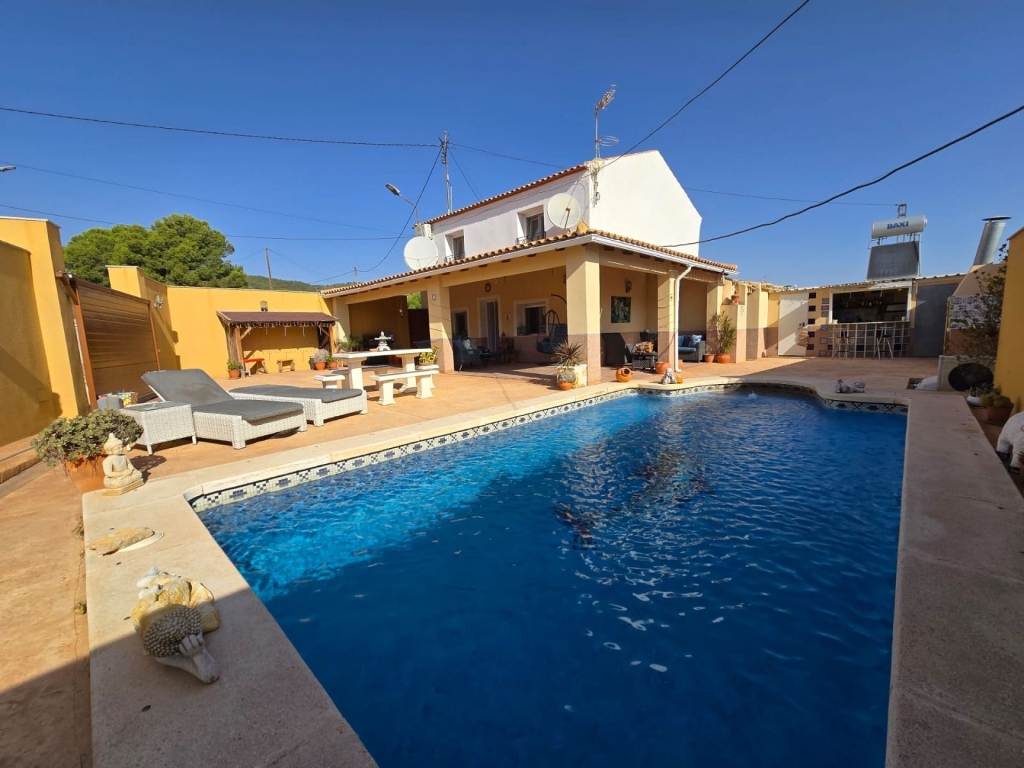 4 Bedroom 2 Bathroom Detached Villa in Raspay-Murcia